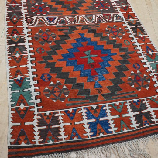 Karapinar Kilim, 442 x 142 cms